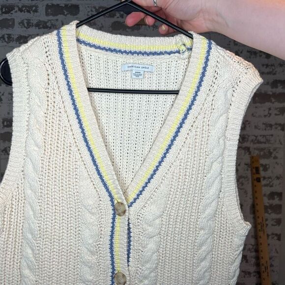 American Eagle | women knitted cream button down sweater vest - Picture 1 of 9